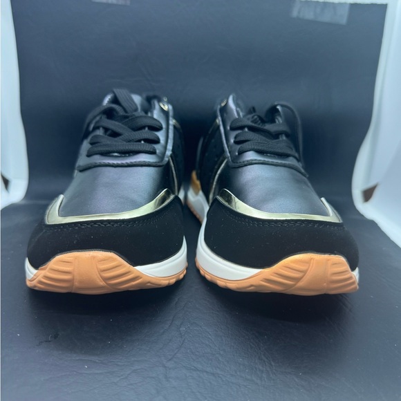 Black and Gold women’s Sneakers New - Picture 4 of 6